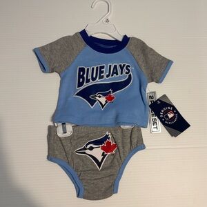 NWT Toronto Blue Jays Two Piece logo Baby Set 0-3 months